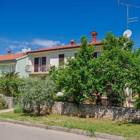 Apartments Milan بوريتش المظهر الخارجي الصورة