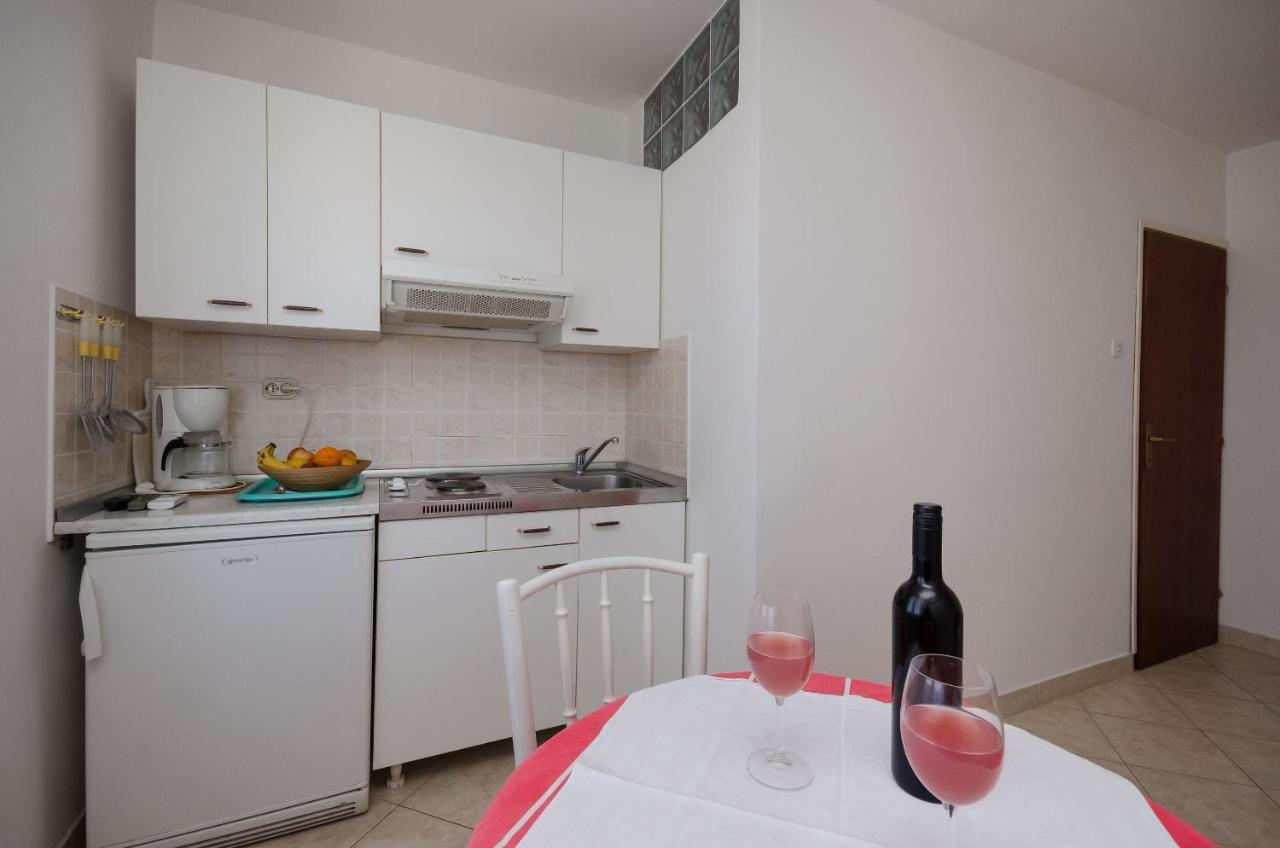 Apartments Milan بوريتش المظهر الخارجي الصورة