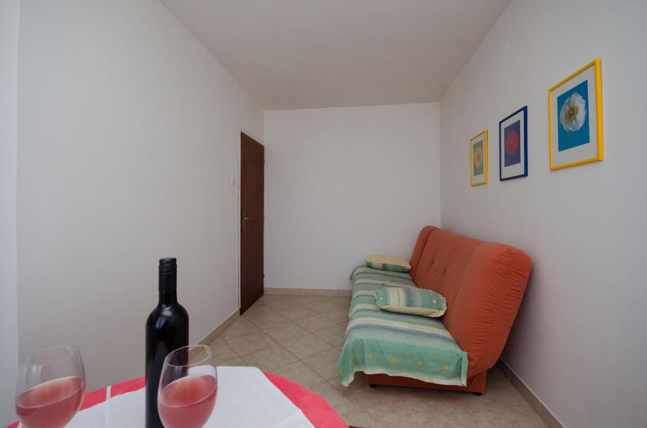 Apartments Milan بوريتش المظهر الخارجي الصورة