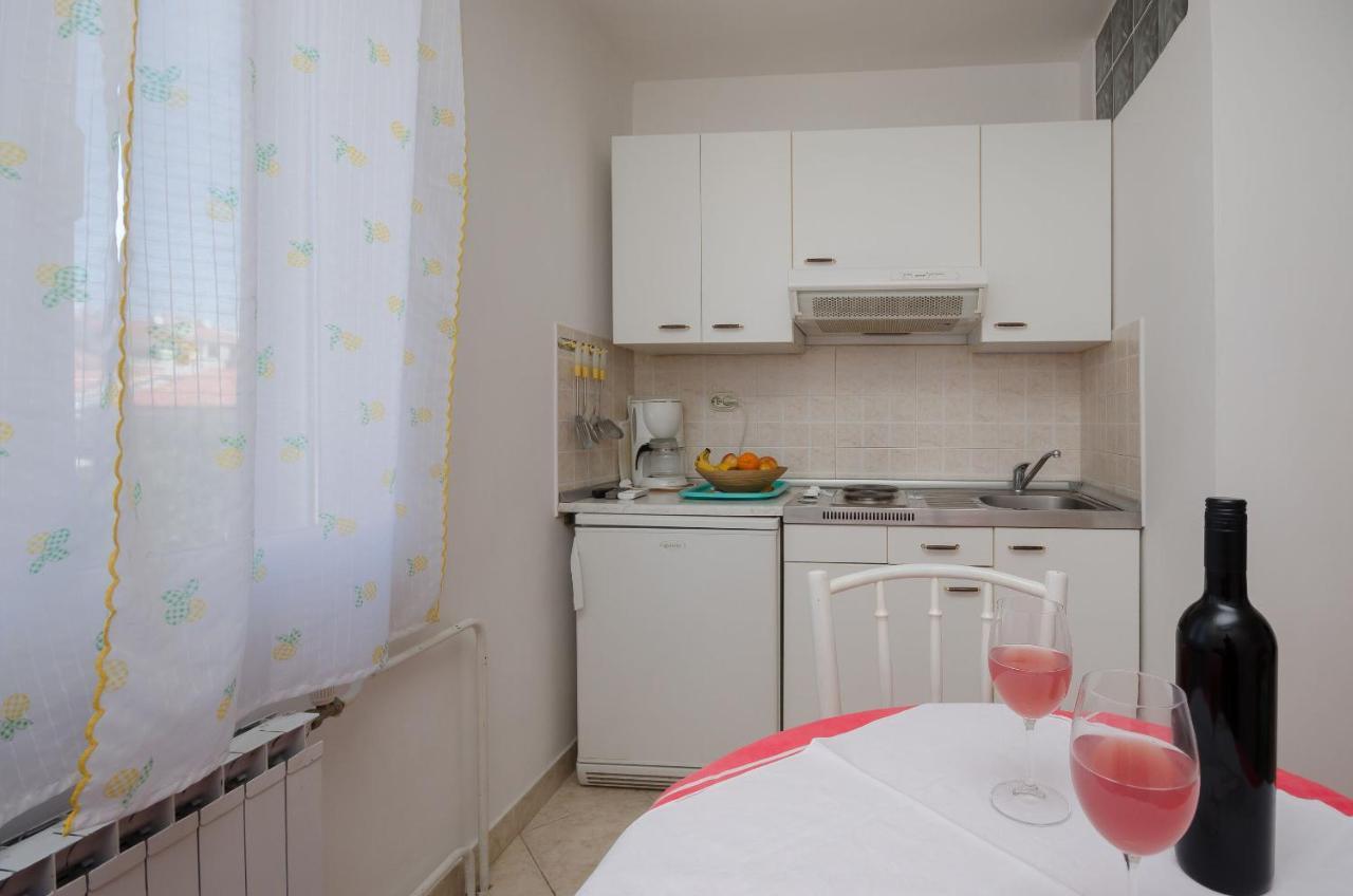 Apartments Milan بوريتش المظهر الخارجي الصورة